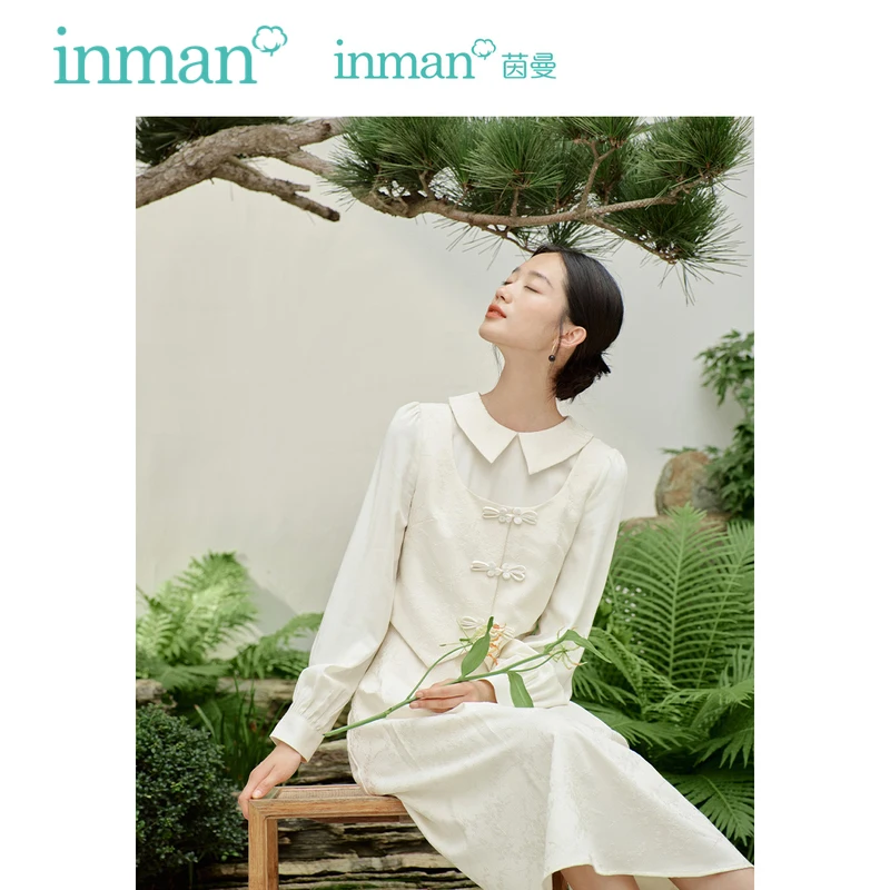 

INMAN Women Fake Two Piece Dress 2023 Autumn Long Sleeve Doll Collar A-shaped Chinese Buckle Traditional Jacquard Retro Skirt