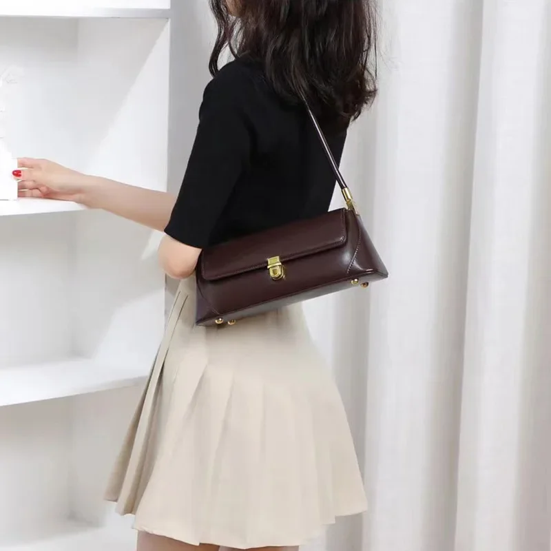 

Genuine Leather Bag Women's Summer Shoulder Bag Commuter Mobile Phone Fashion Niche Design Method Stick Underarm Shoulder Bag