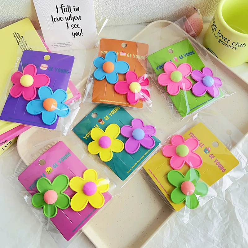 

2pcs/Set Pet Dog Hair Clip Cute Flower Cat Hairpin Headdress Small Puppy Hair Clip Pet Hair Accessories