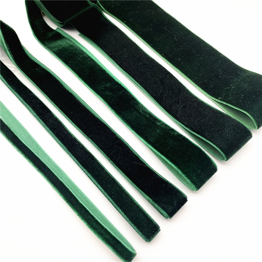 Dark Green Velvet Ribbon for Gift Packaging and DIY Crafts