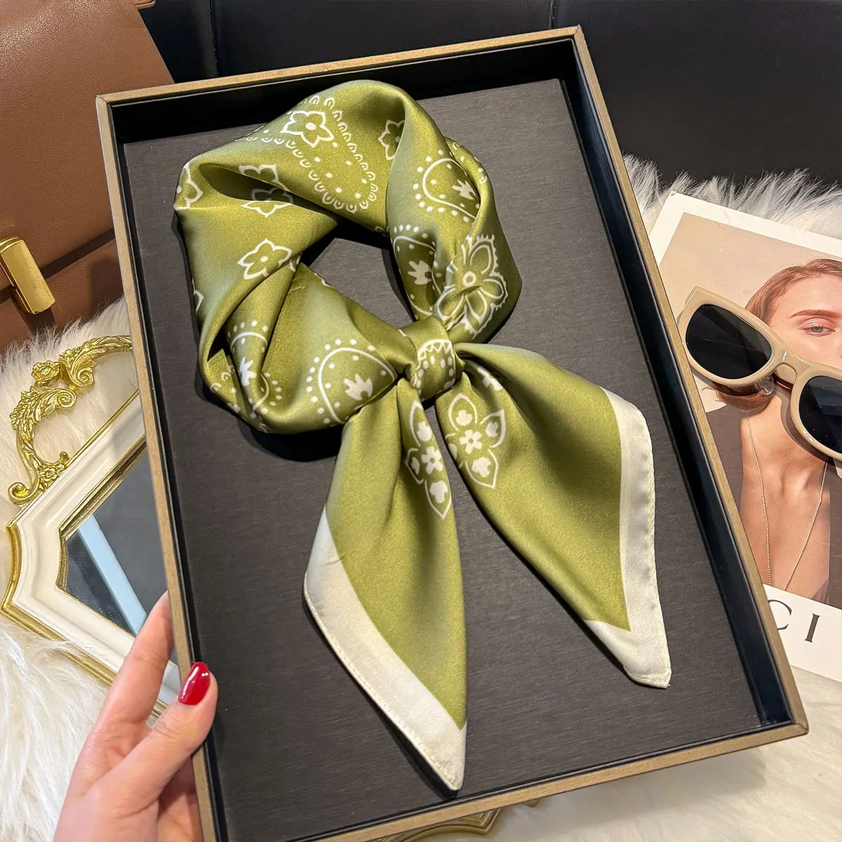 NEW Paisley Silk Square Scarf Women Satin Shawl Wrap Hijab Female Hair Band Wrist Luxury Headkerchief 70*70cm Echarpe Bandana