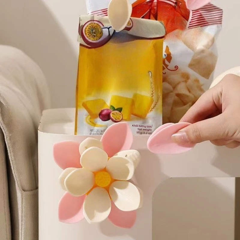 연꽃 모양으로 디자인된 3D 꽃잎 모양의 음식 클립 - 튼튼한 2단 디자인, 냉장고 공간 절약에 이상적