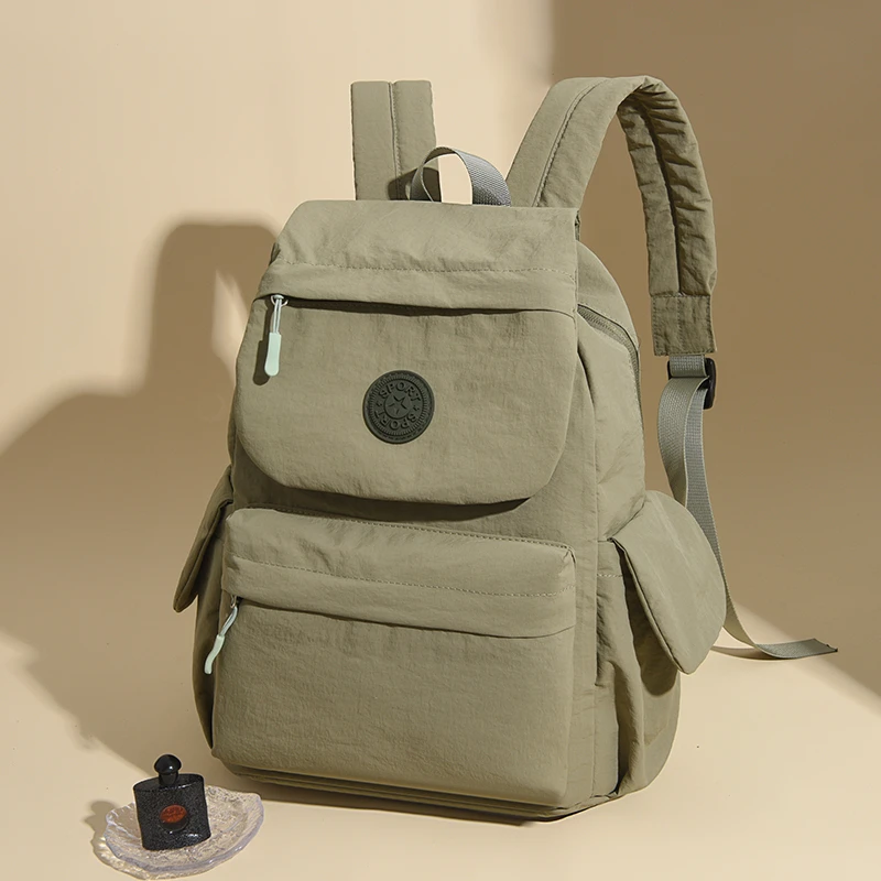 Large capacity laptop backpack, durable, super heavy, suitable for school, travel, and daily use, practical backpack