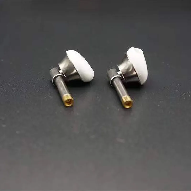 Metal Mmcx Head Plug Earphones with Deep Bass and Bio Composite Fiber Semi in ear Design Diaphragm Unit 14.2mm Earbuds