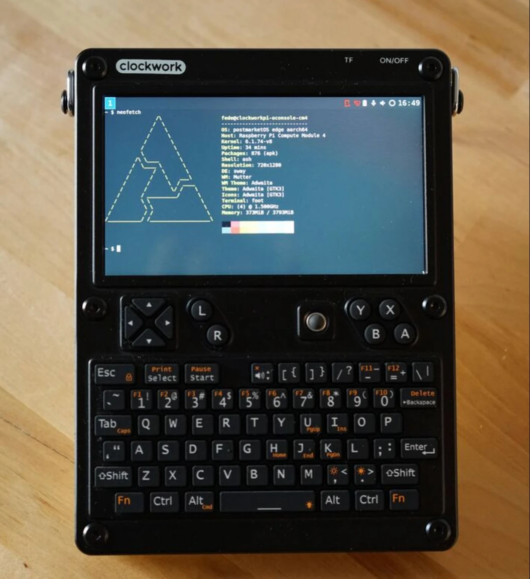 [新品]Clockwork uConsole CM4-D 4GB(LTE付) Clockwork uConsole Kit RPI-CM4 Lite Mobile Pocket Linux end point