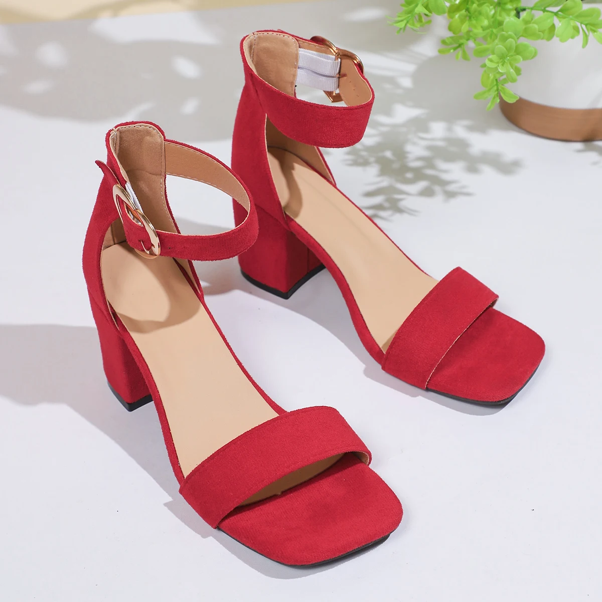 Women Sandals New Summer Fashion Sandals Medium High Heels Outdoor Elegant Wedding Shoes Bridal Plus Size Buckle Strap Sandals