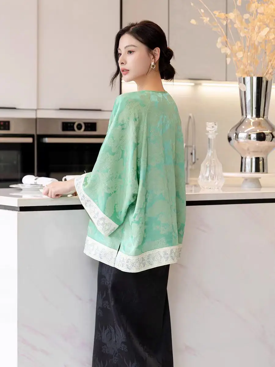 Chinese Style O-Neck Jacquard Casual Loose Bat Sleeve Shirt for Women Contrast Color Spliced Cuffs Jacket S-XXL