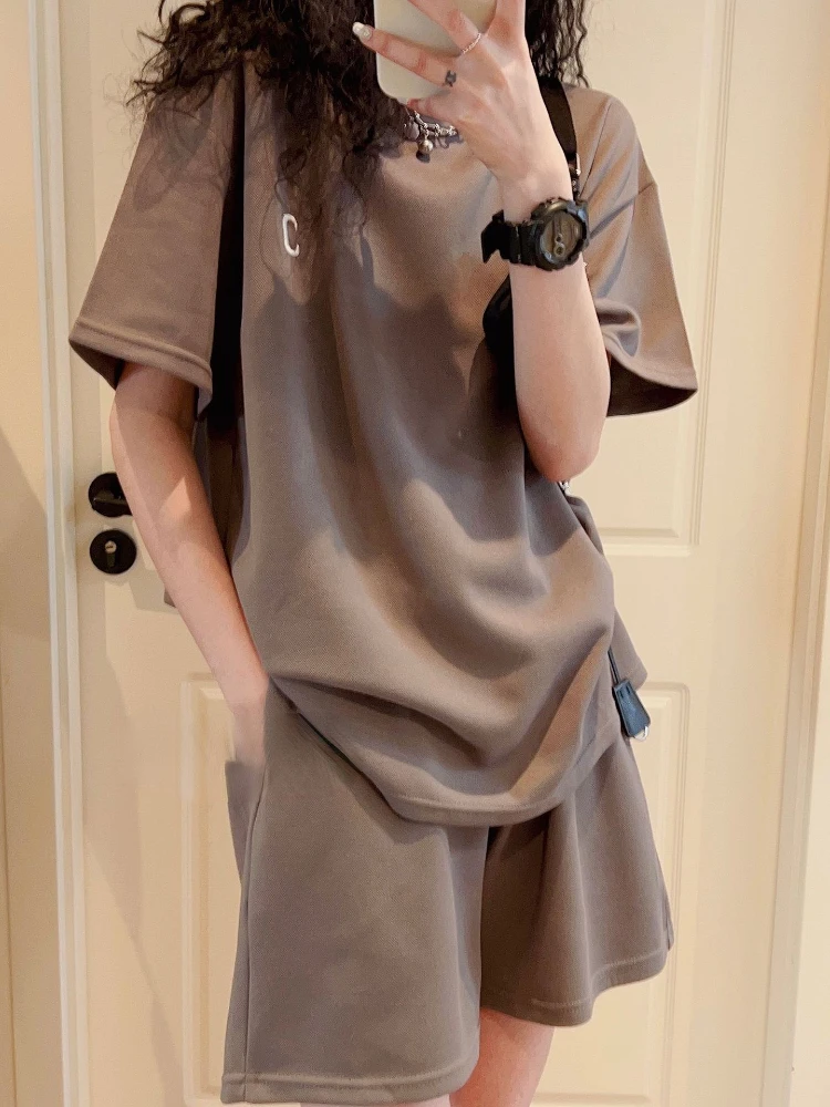 

Two Piece Sets Womens Outifits Round Neck Short Sleeve Tops Elastic Waist Shorts Summer Set Two Piece Leisure Clothes for Women