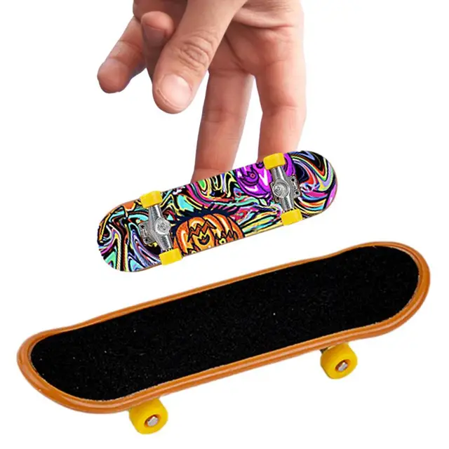 Brinquedos de skate de dedo,Brinquedos Mini Fingerboard com Decalque para  Crianças | Placas de dedo legais para adolescentes para entretenimento