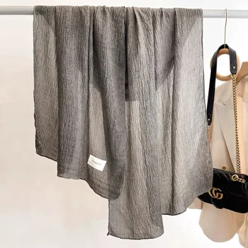 VREOVOR Sciarpa a pieghe artistica retrò tinta in cravatta Lunga autunno e inverno Scialle caldo da donna Garza casual Colore cachi Regalo 1