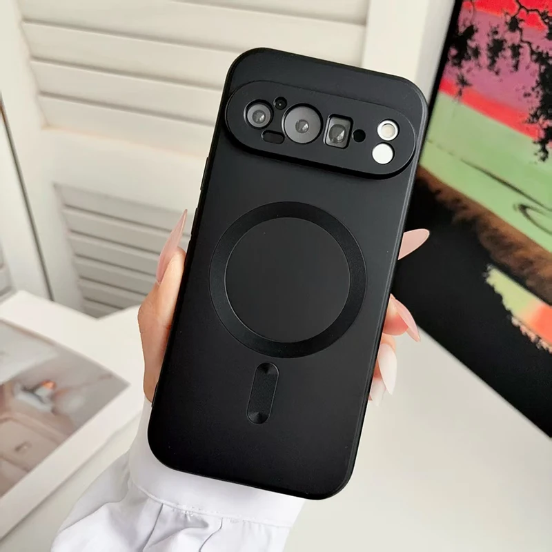 Sleek Magnetic Electroplated Metal Phone Case in Solid Color