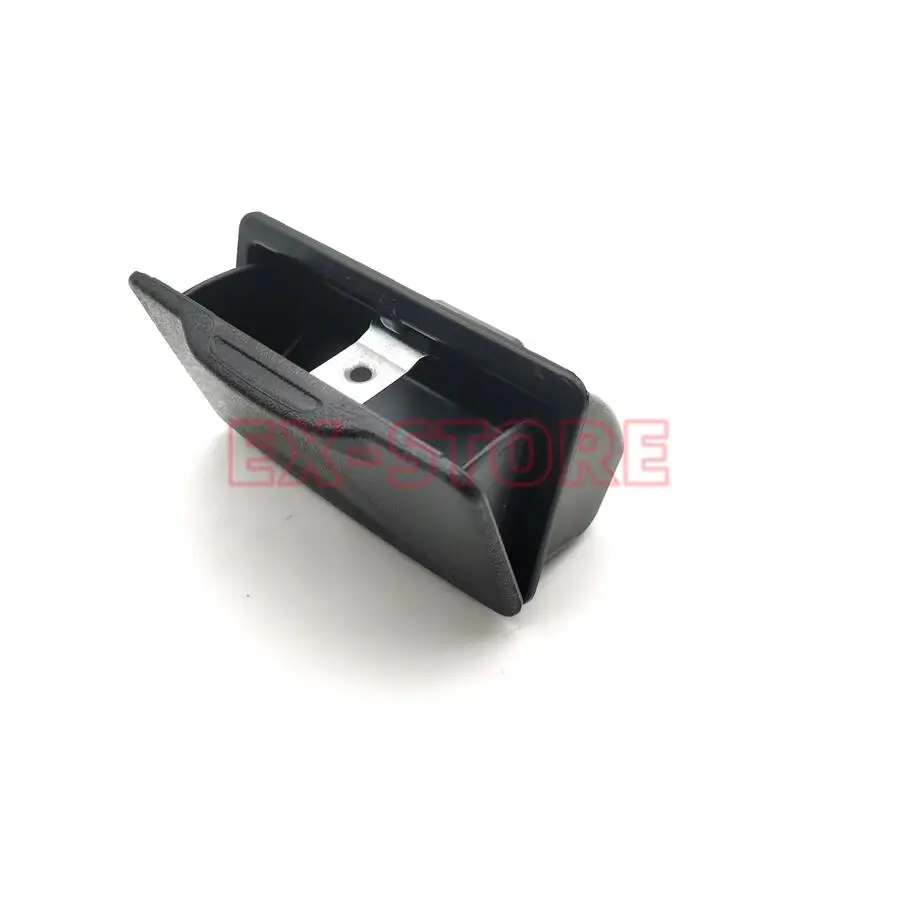 

22U-54-25371, пепельница KOMATSU PC1250, PC128, PC200-7, PC2000, PC300,PC308,PC360-7,PC400,PW140,PW160,PW180, BP500,PC350.PC290-7