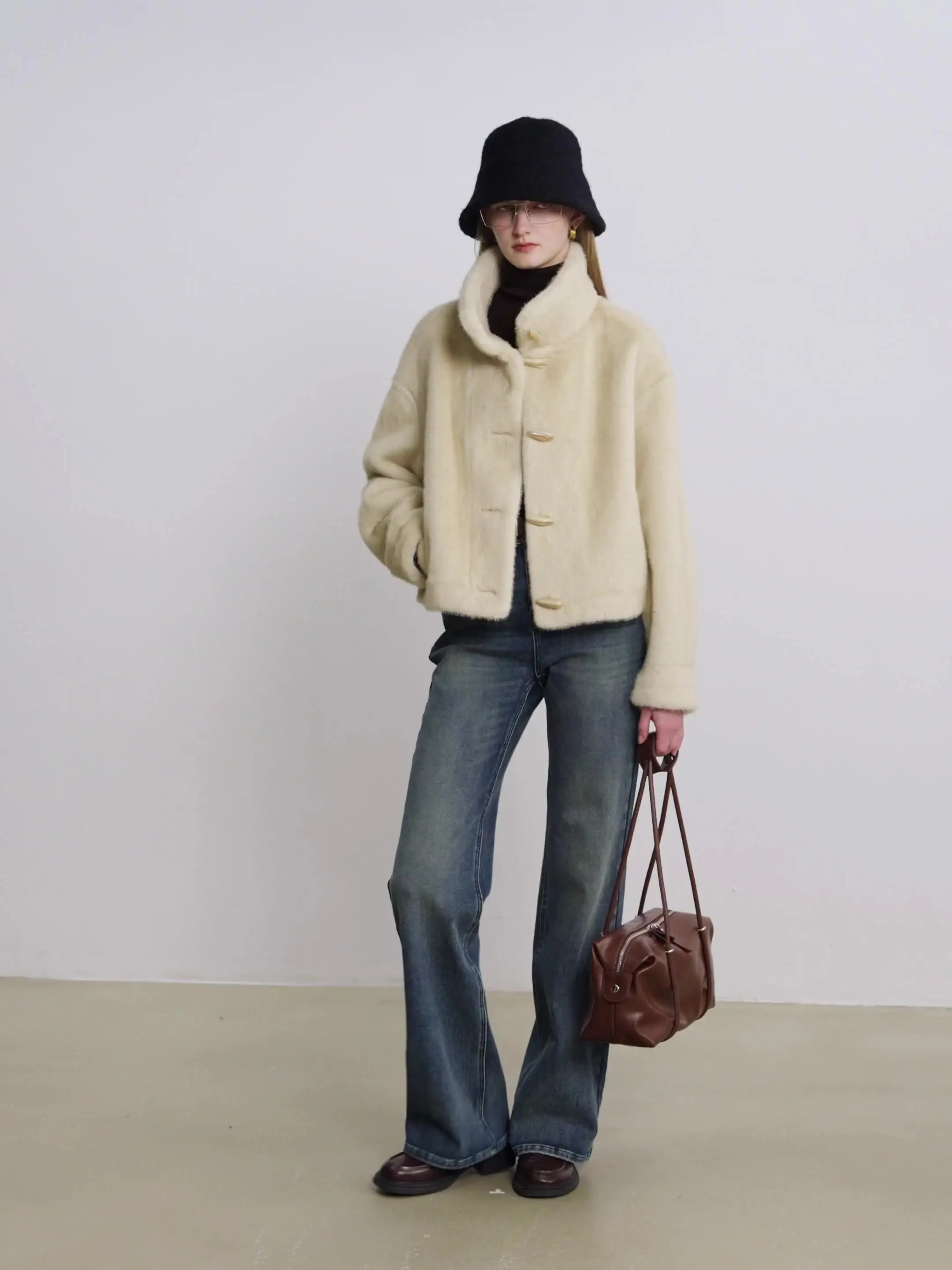 ZIQIA 2025 Winter Women Short Faux Fur Coat with Toggle Buttons