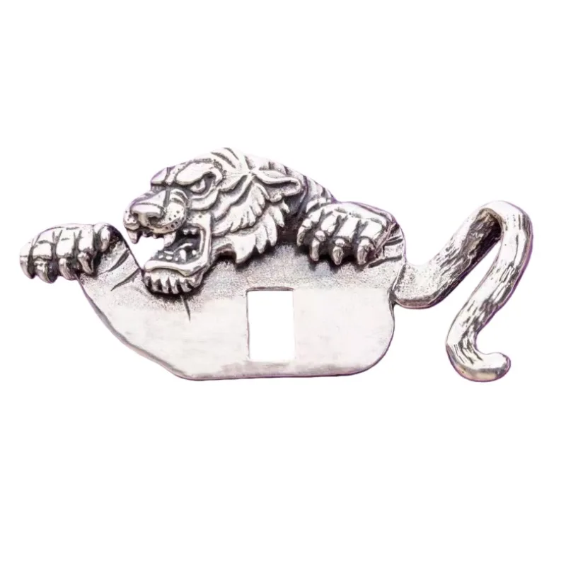 Retro Tiger Shaped Carved Men's Suit Hat Pin Classic Accessory Pin Coat Versatile Collar Decoration Shirt Creative Fashion