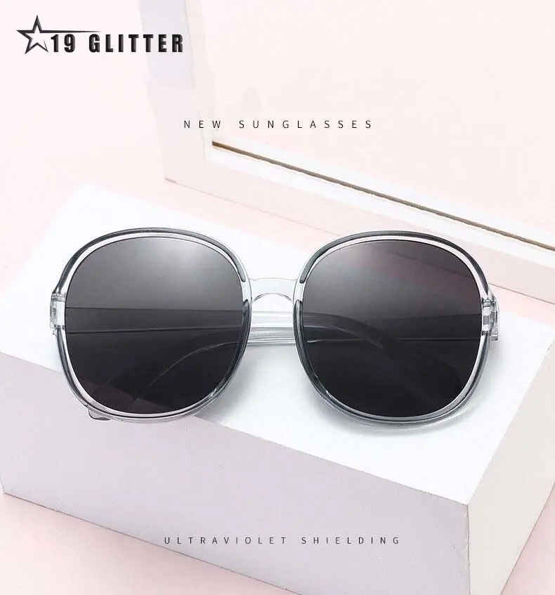 New Round Frame Sunglasses Women Retro Brand Designer Brown Black Oversized Lady Sun Glasses Female Fashion Outdoor_voghion.com