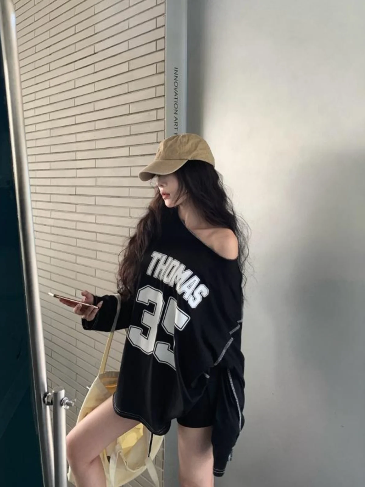 Laid-ba Sle Thin Stitch One-oulder Long Sve T-irt Women Summer 2024 New Print Loose Casual Sun Protection Top