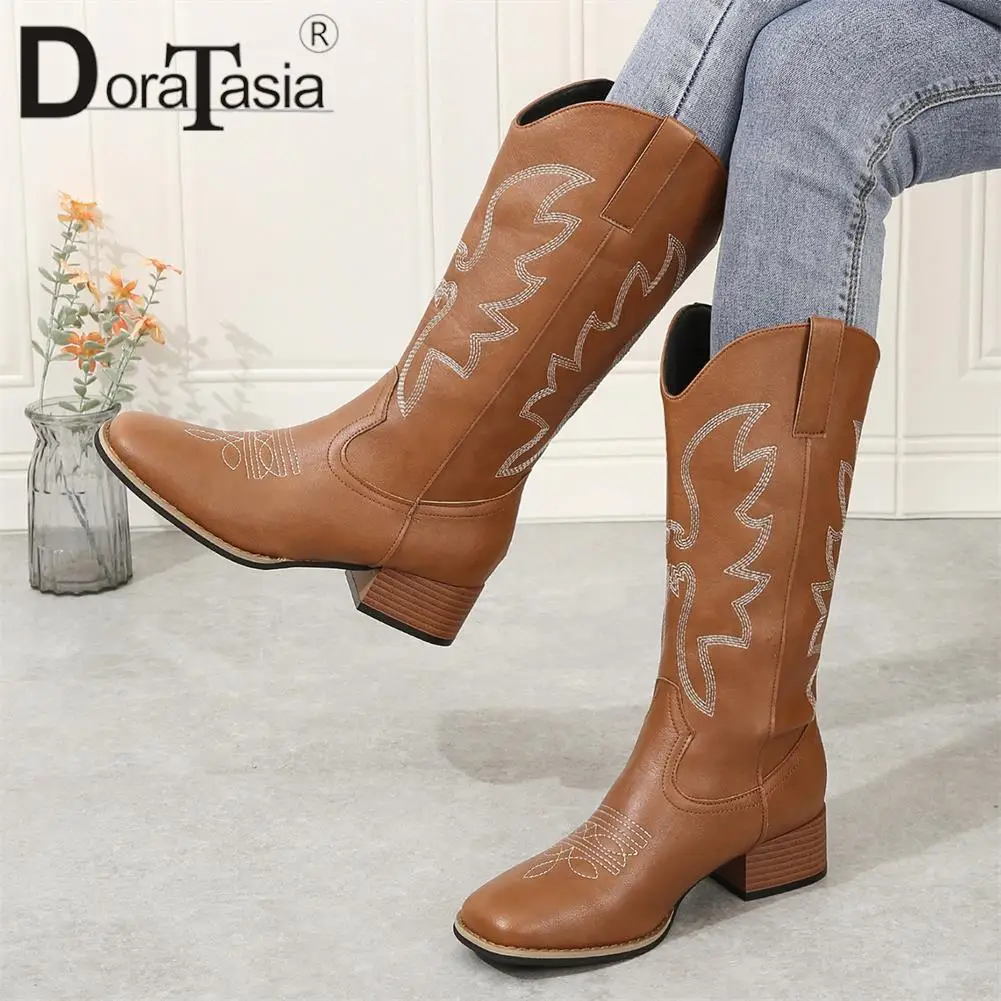 Brand New Female Round Toe Mid-Calf Cowboy Boots Fashion Embroider Chunky Heel women's Boots Casual Vintage Cowgirl Woman Shoes