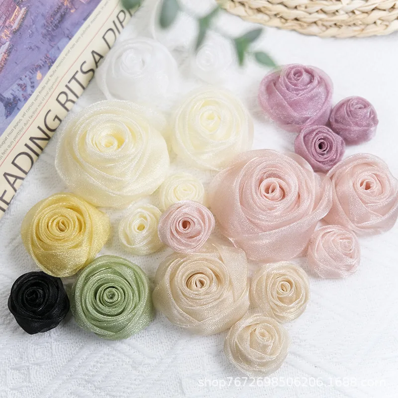 5 Stück 3cm Organza Schneerosen-Köpfe Haarschmuck Partydekoration Kleine Blumen DIY Handgemachtes Kleidungszubehör Kostümdesign