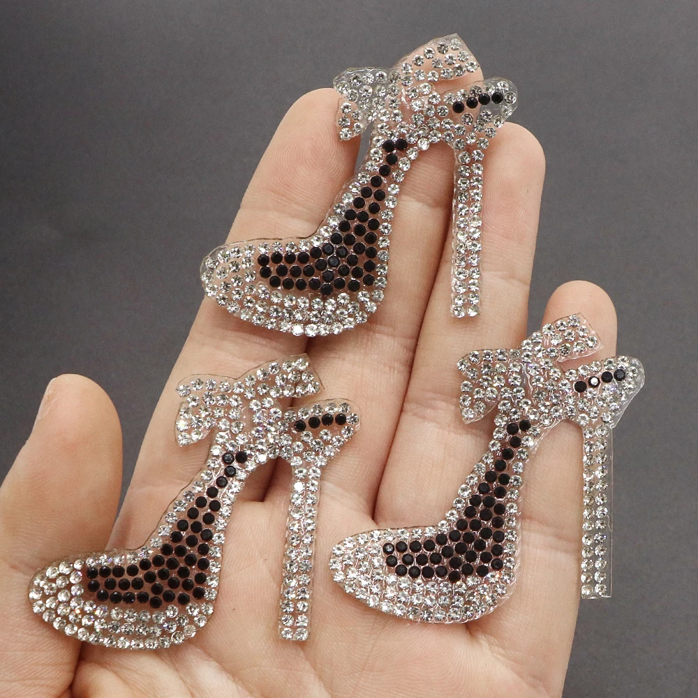 6 Stück Strass-Herz-Aufnäher zum Aufbügeln, High-Heel-Strass-Aufnäher, selbstklebende Applikation, Herzen, glitzernde Kristall-Aufnäher für Kleidung