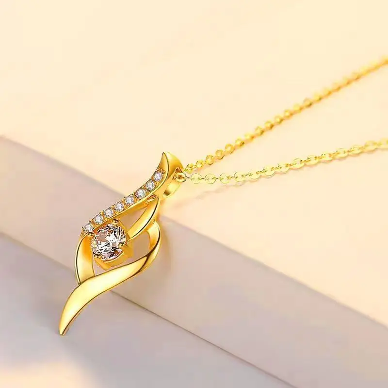 18K gold necklace heart-shaped fashion new pendant Au750 gold inlaid gemstone jewelry pure women