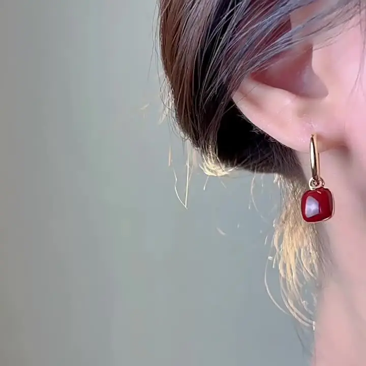 Orecchini Pendenti A Forma Di Cuore In Acrilico – Color Pesca Scintillante – Gioielli Donna Fatti A Mano - 2