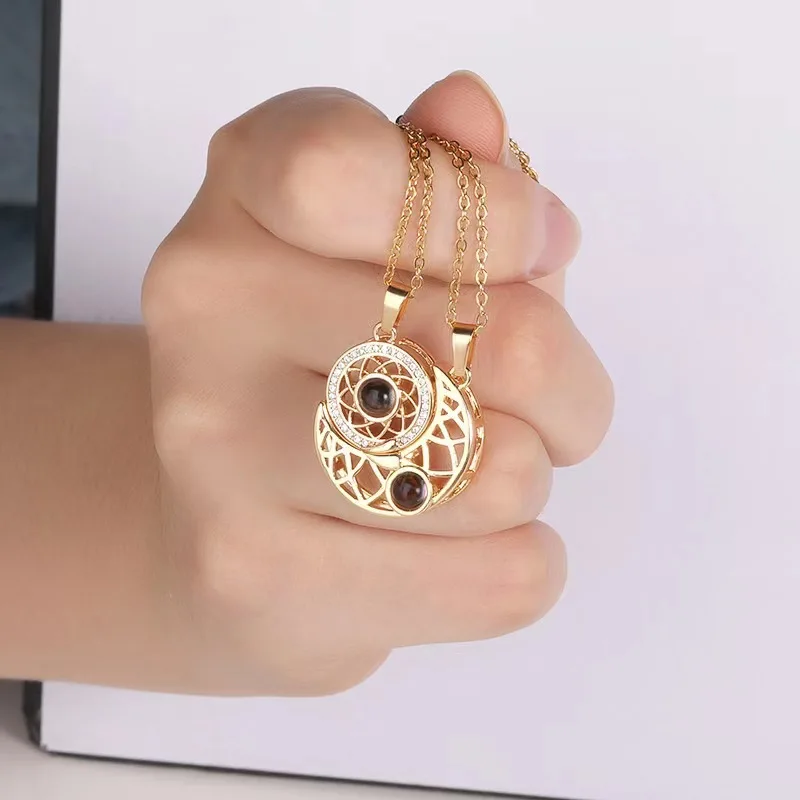 2PCS Custom Photo Projection Necklace Sun And Moon Personalized Magnetic Couple Matching Necklaces For Women Men Jewelry Gift