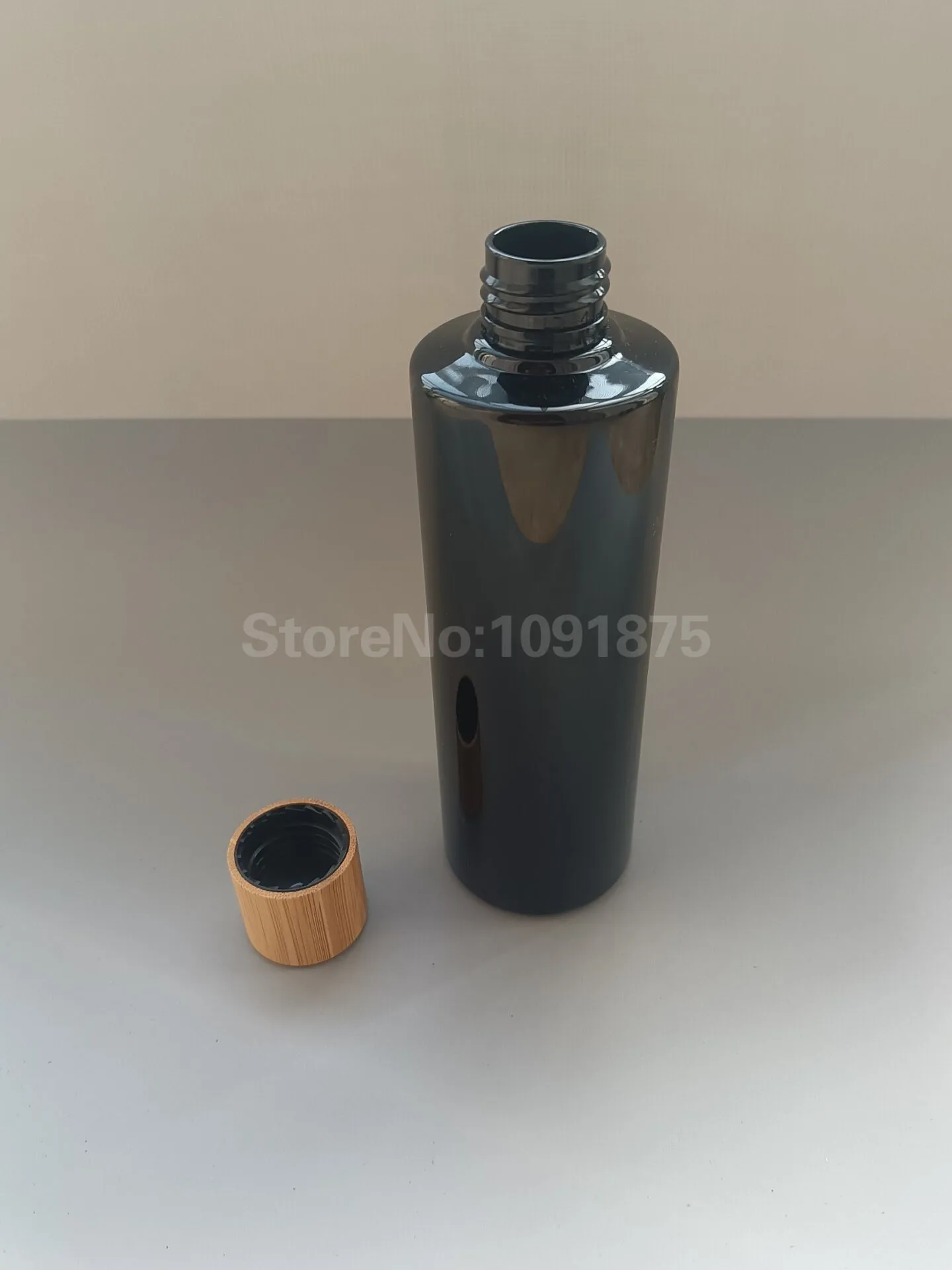 대나무 디스크 캡 포함 블랙 플라스틱 로션 병, 에센셜 오일 화장품 포장 샴푸 병, 250ml, 10 개