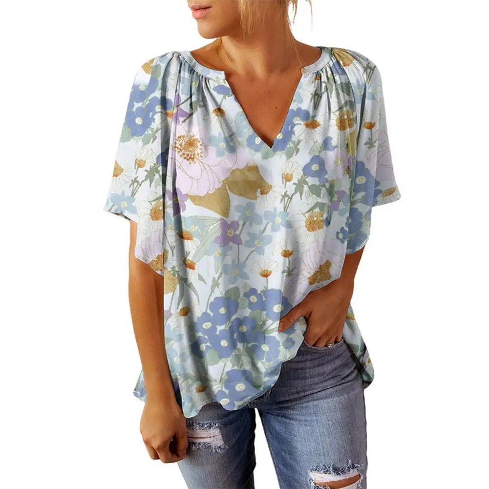 

Breathable Women T-shirt Floral Print V-neck Pleated T-shirt Loose Fit Summer Tops for Women Streetwear Style with Short Sleeves