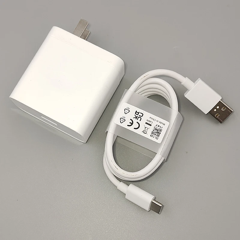 ☆未使用☆OPPO SUPERVOOC 67W急速充電器 USB-Cケーブル付き OPPO