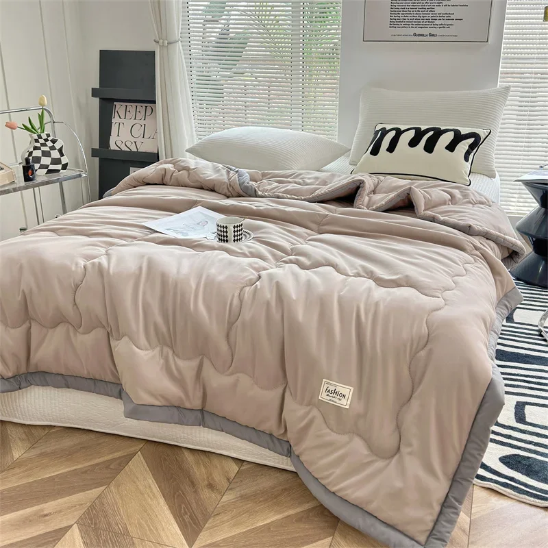 Washable Lightweight Summer Quilt Japanese Polyester Cotton Quilted Skin-friendly summer quilt