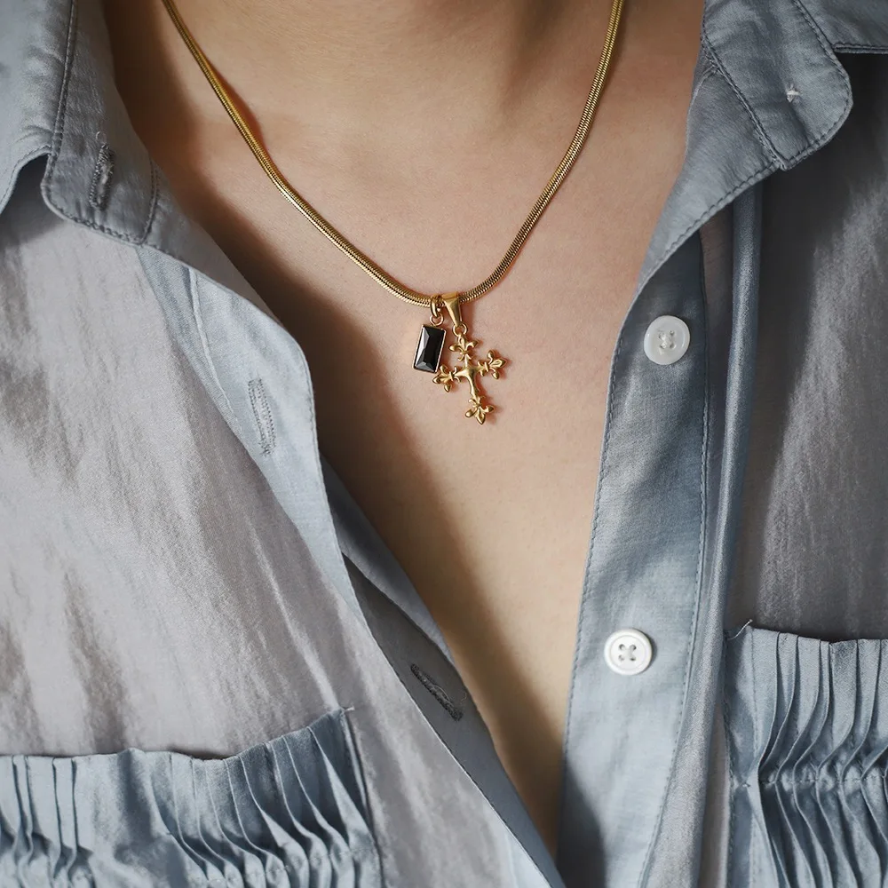MODAGIRL 18K Gold Plated Titanium Steel Ice Cream Sun Plane Starfish Heart Cross Wing Charms Pendants Necklace Jewelry Wholesale 6