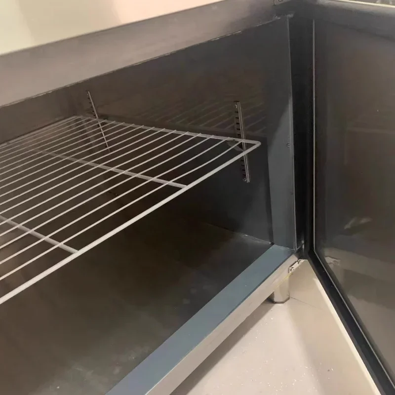 Three Door Commercial Refrigeration Undercounter Freezer Catering Equipment Kitchen Equipment Prep Table Refrigerator