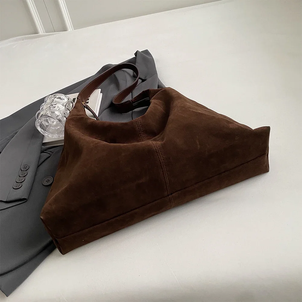 Style A bag side view