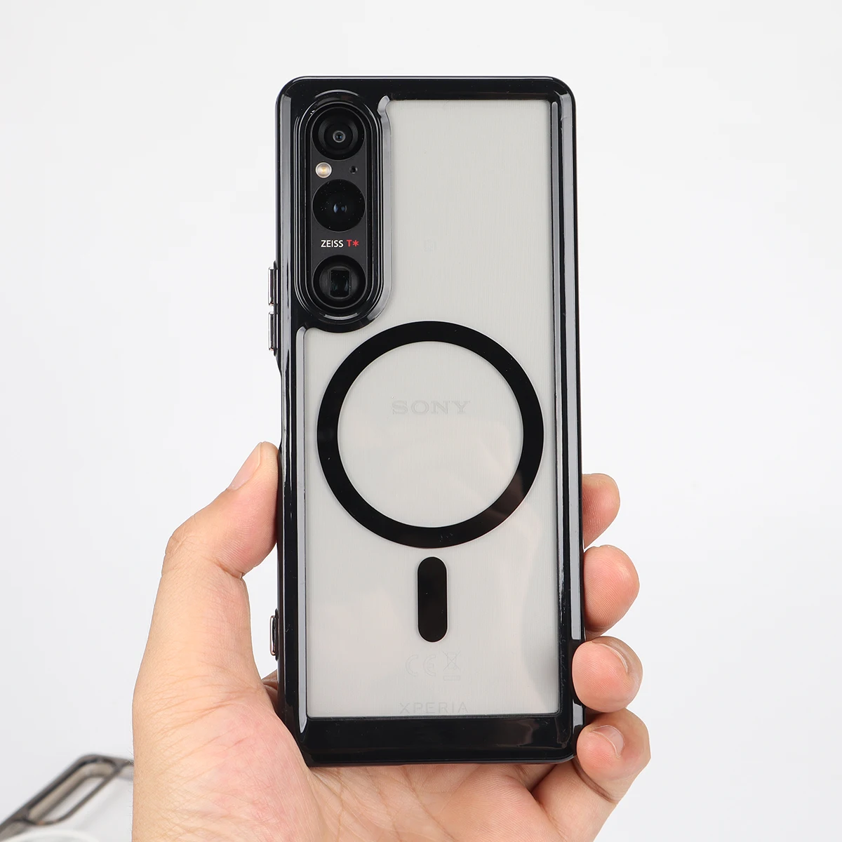 Custodia Per Sony Xperia 1 V | Pelle PU + Guscio TPU | Protezione Integrale Con Cornici Rialzate | Facile Accesso Ai Pulsanti | Nero/Bianco