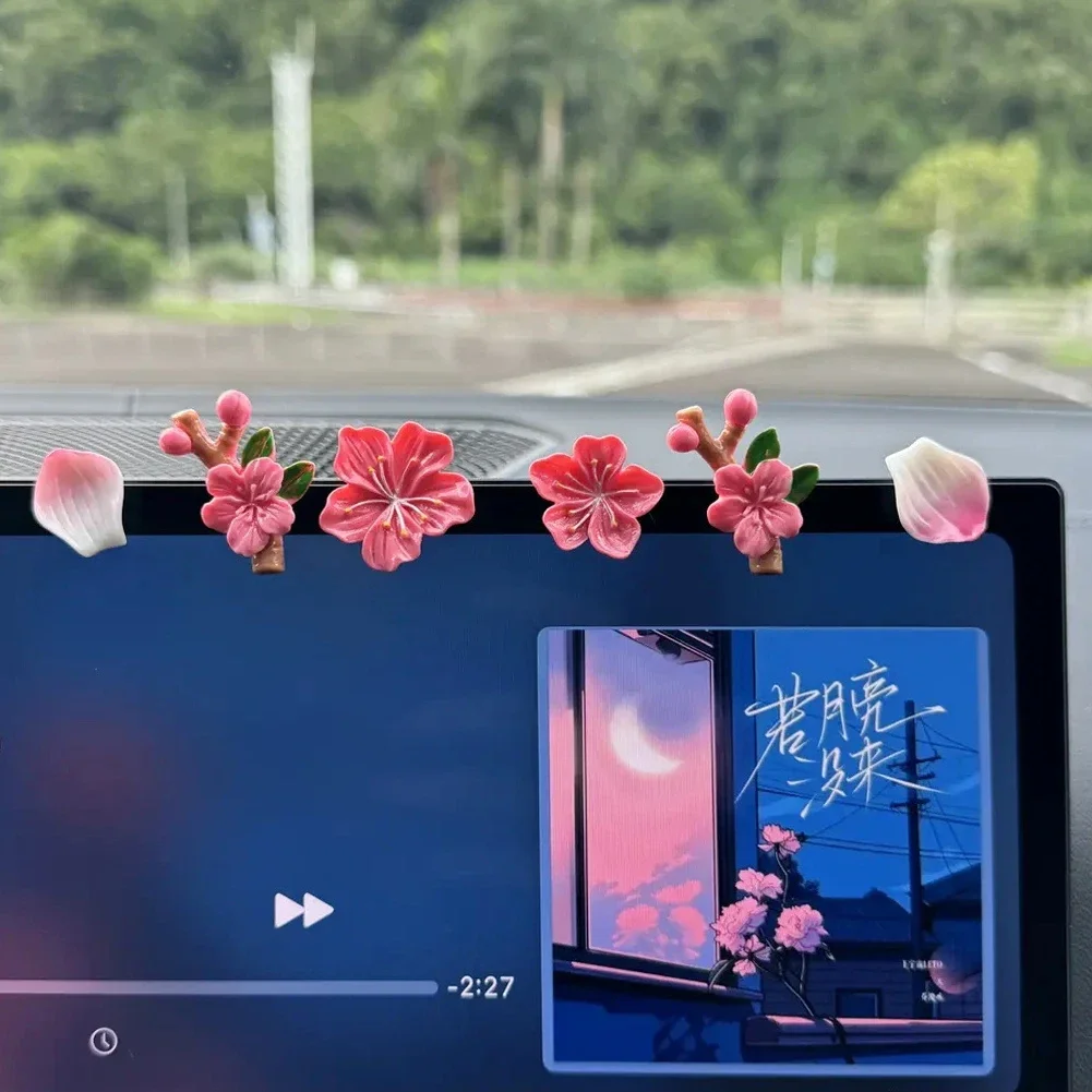 귀여운 핑크 꽃 차량 장식품 전기 자전거 장식품 자동차 내부 센터 콘솔 복숭아꽃 장식품