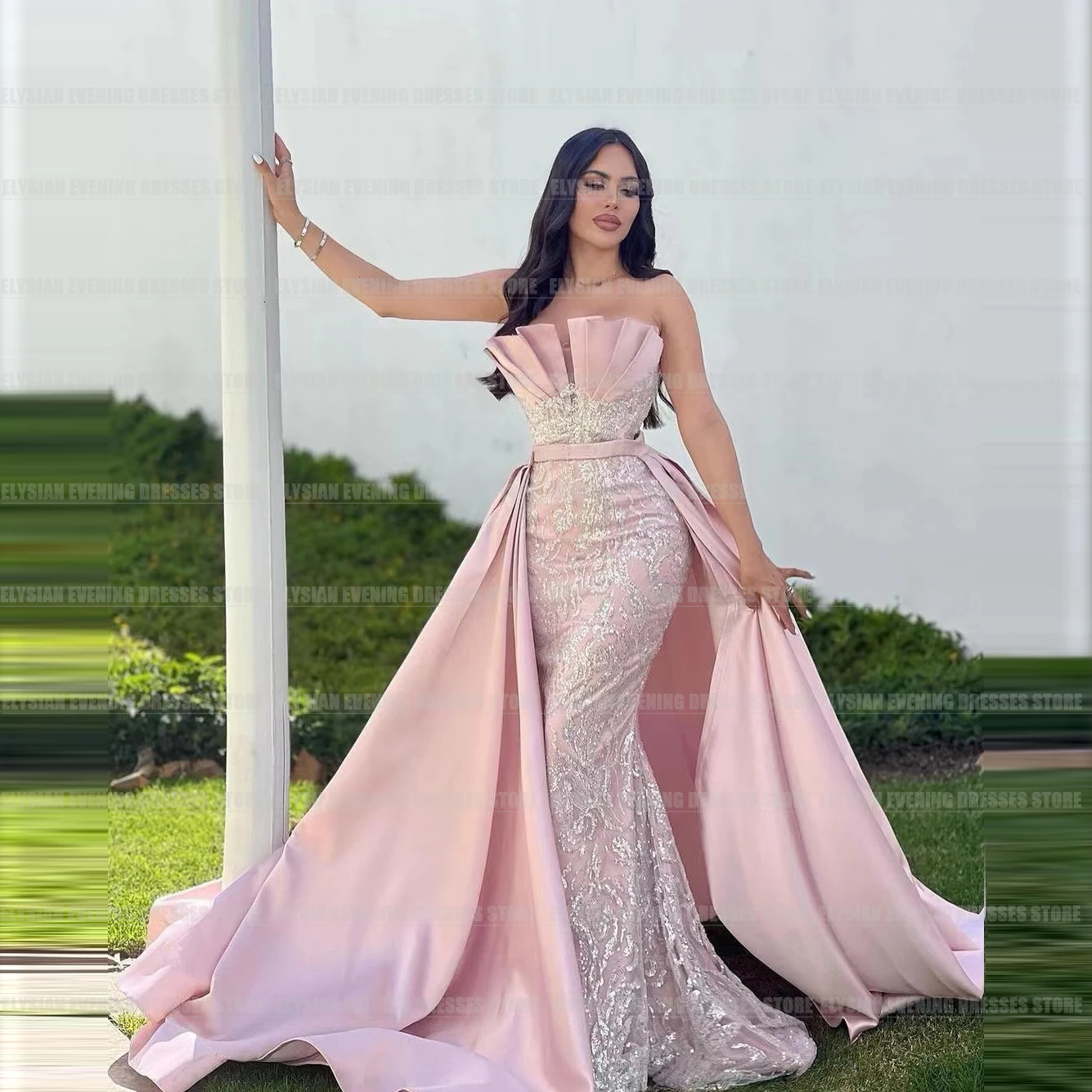 

Gorgeous Strapless Evening Dresses Sparkle Mermaid O Neck Sequined Sleeveless Sexy Beach Party Prom Gowns Formal Satin Vestidos
