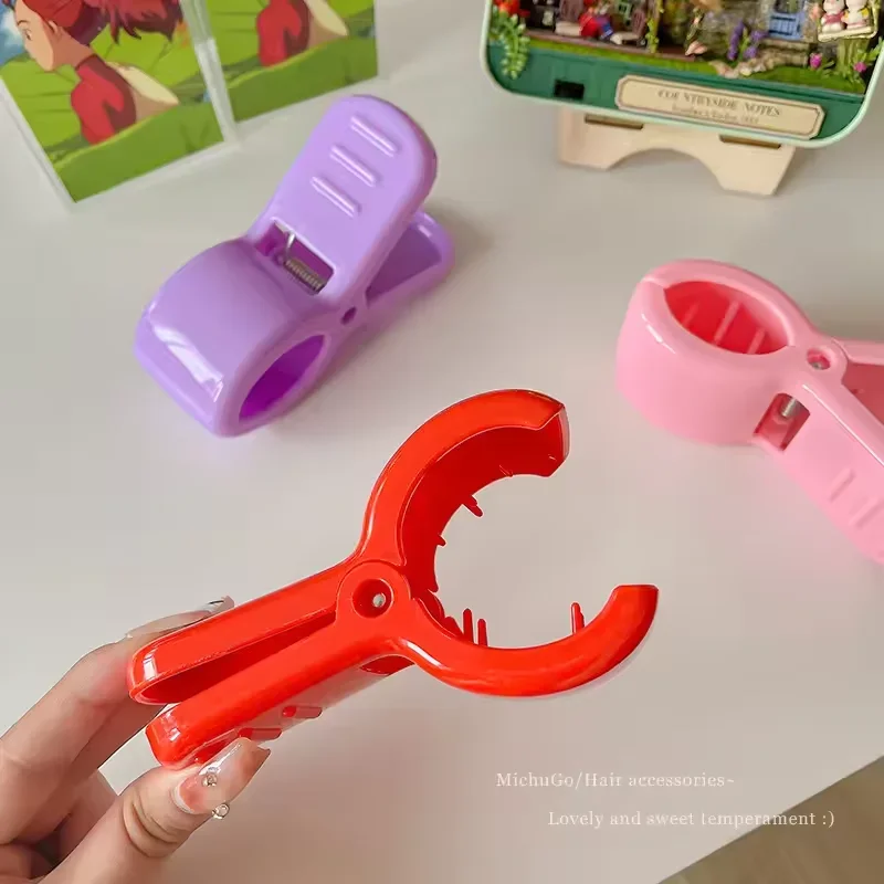 Carino Arrietty Cosplay Shark Clip di capelli per bambino adulto Coda di cavallo rossa Tornante Moda Coreana Artiglio dei capelli Copricapo Accessori Anime - immagine 5