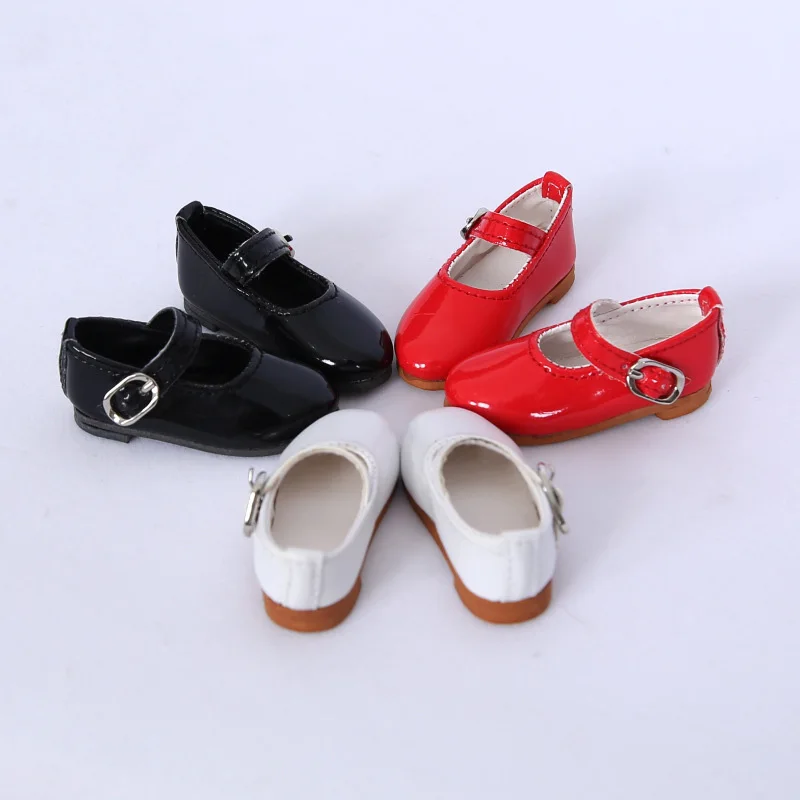 

Кукольная обувь для шарнирных кукол, размер 1/4, ручная полировка, полиуретан, перламутровая кожа с пряжкой, яркости (три цвета)