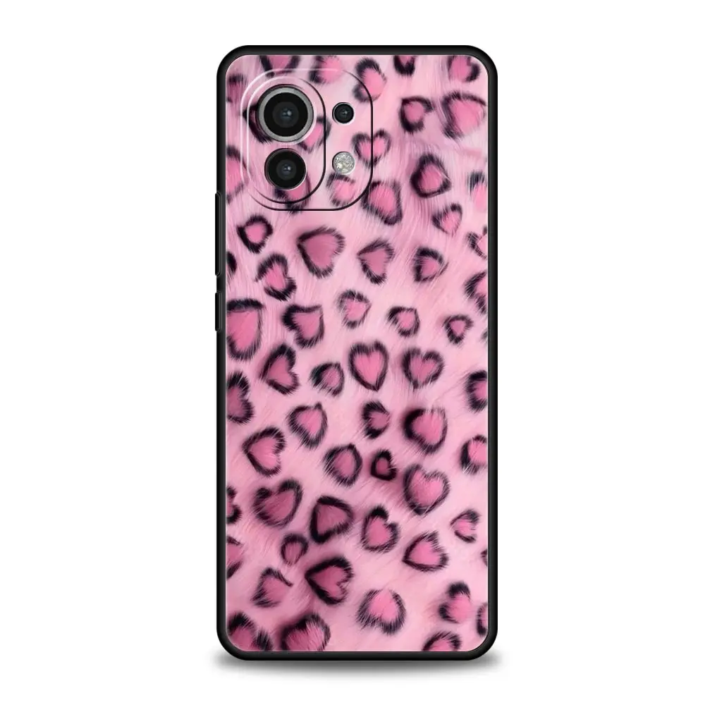Chic Animal Print Phone Case - Soft Cover with Tiger and Leopard Designs
