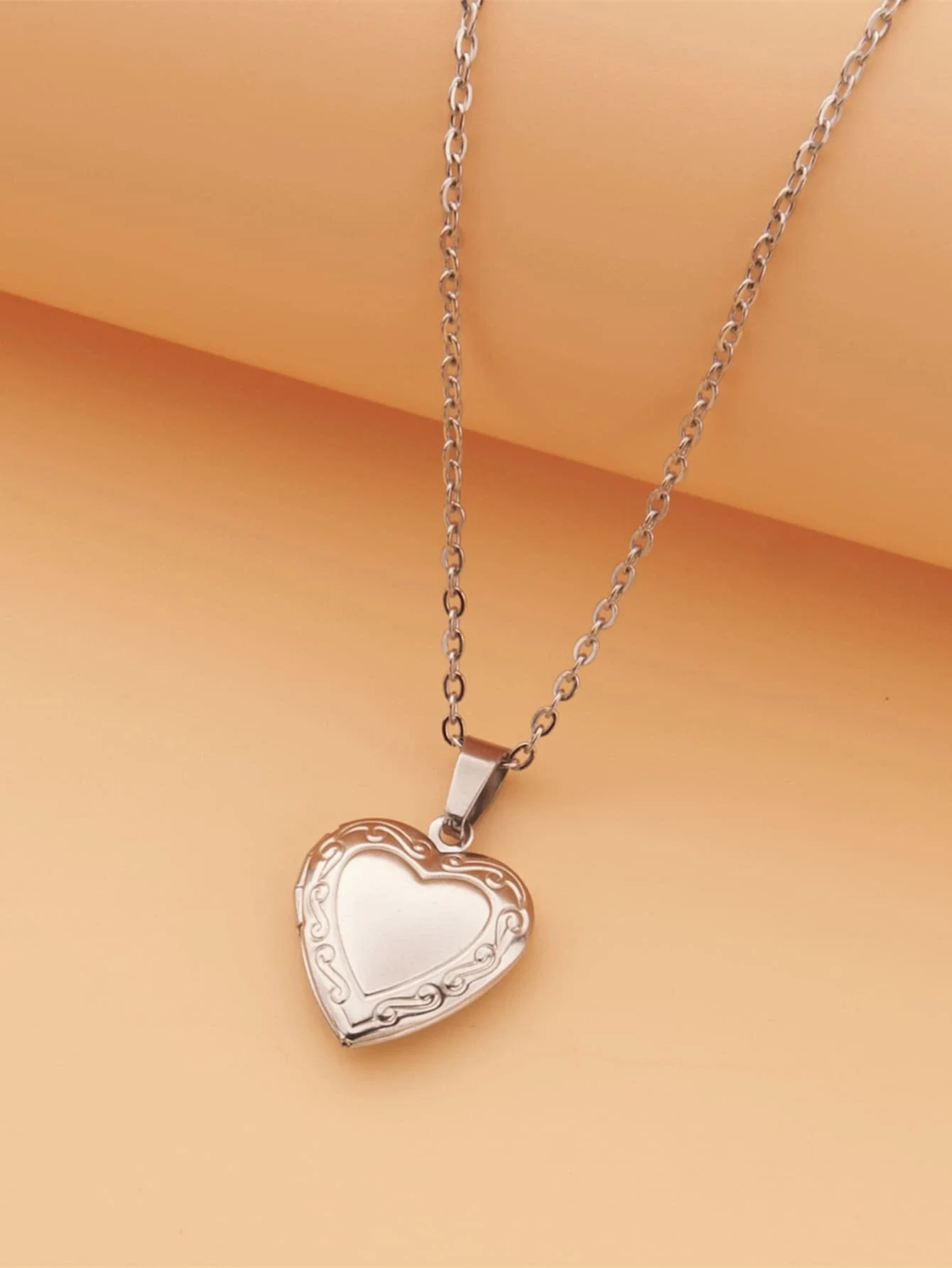 Open Locket Heart Pendant Necklace