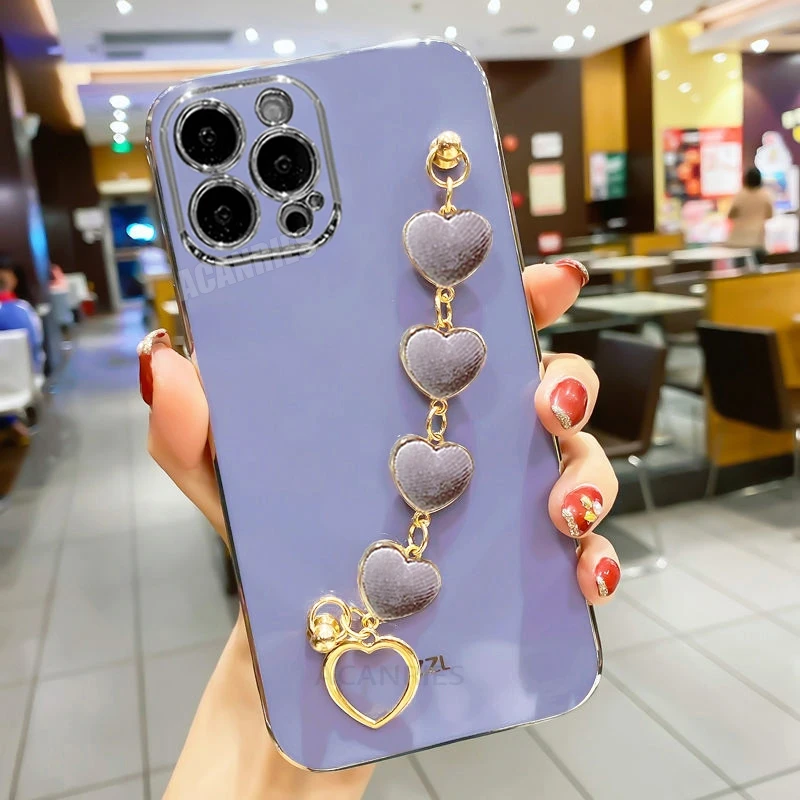 Love Heart Bracelet Luxury Chain Phone Case Cover