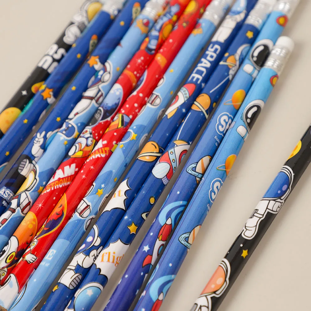 24 Stück niedliche Weltraum-Astronauten-Thema HB zum Schreiben, Malen für Kindergeburtstag, Gastgeschenke, Schreibwaren, Geschenk, Pinata-Füller – Detail 7
