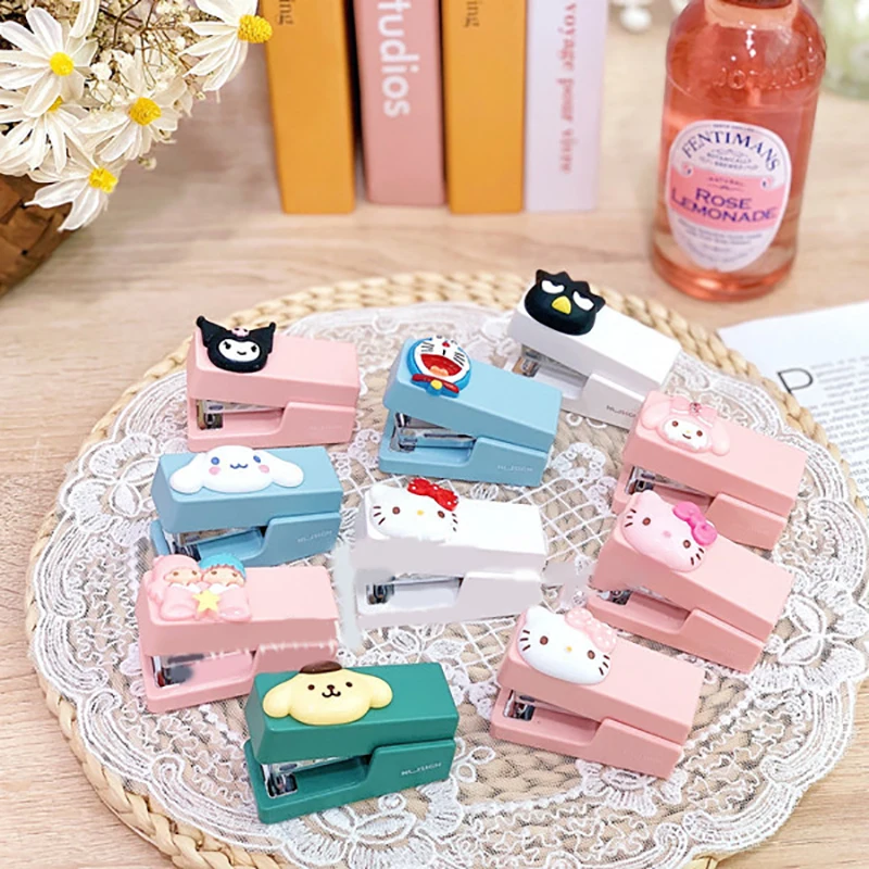 Kawaii sanrio ahoj kočička má melodie cinnamoroll sešívačka kreslený vyučváné zásoby úřad papírnictví roztomilá přenosné vázací stroj