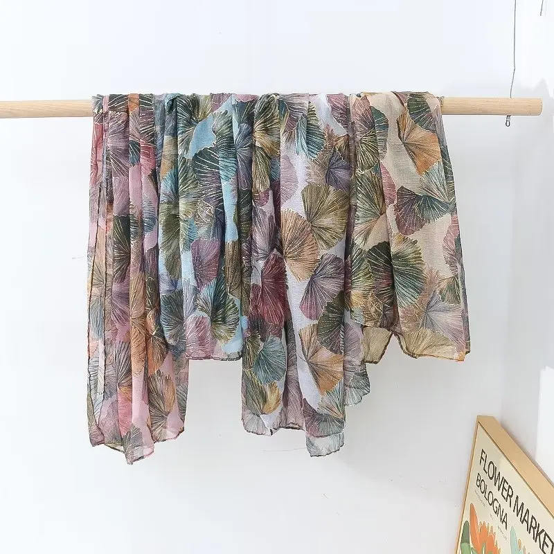 Женский длинный шарф с принтом