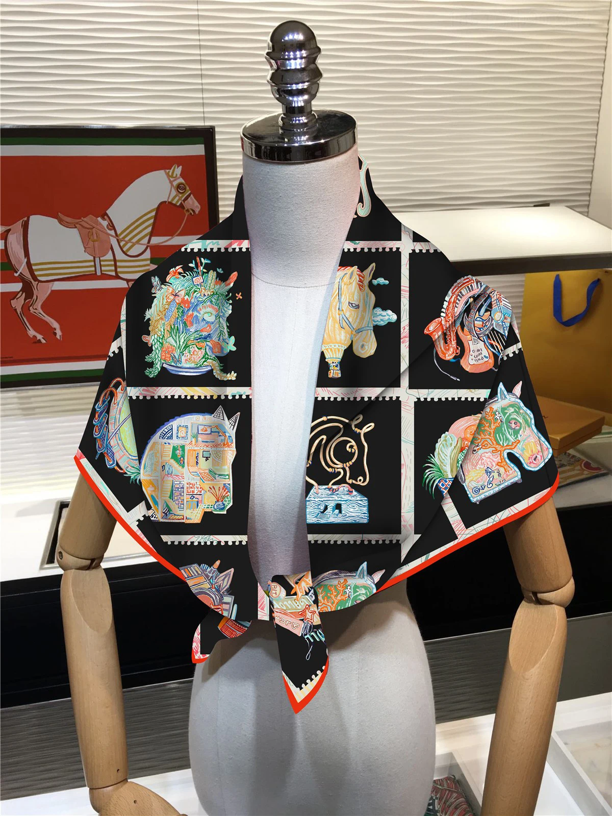 New Summer Air-conditioned Room Warm Square Scarf French Fashion Women's Shawl Gift Fashion Trend Headscarf