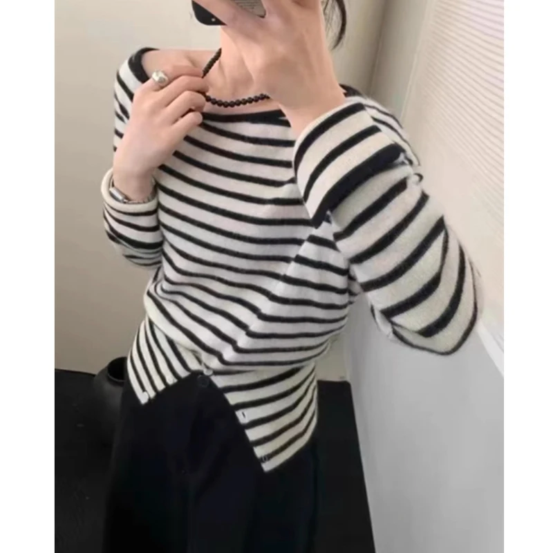 New Fashion Autumn and Winter Women's Off-the-shoulder One-word Neck Long-sleeved Sweater Elegant Waist Hem Button-up Knitwear