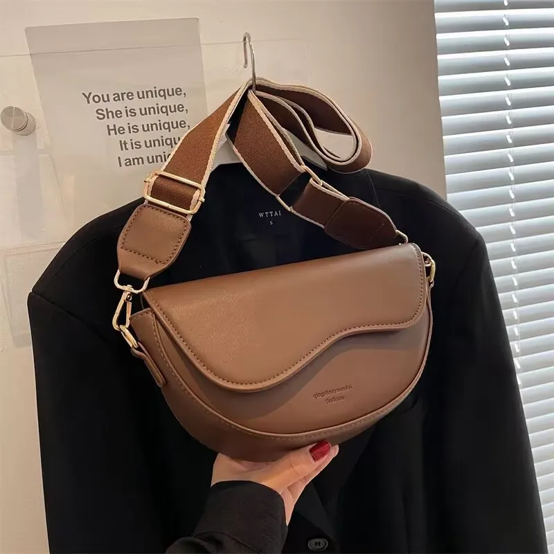 

Women 2024 New Crossbody Underarm Square Bag