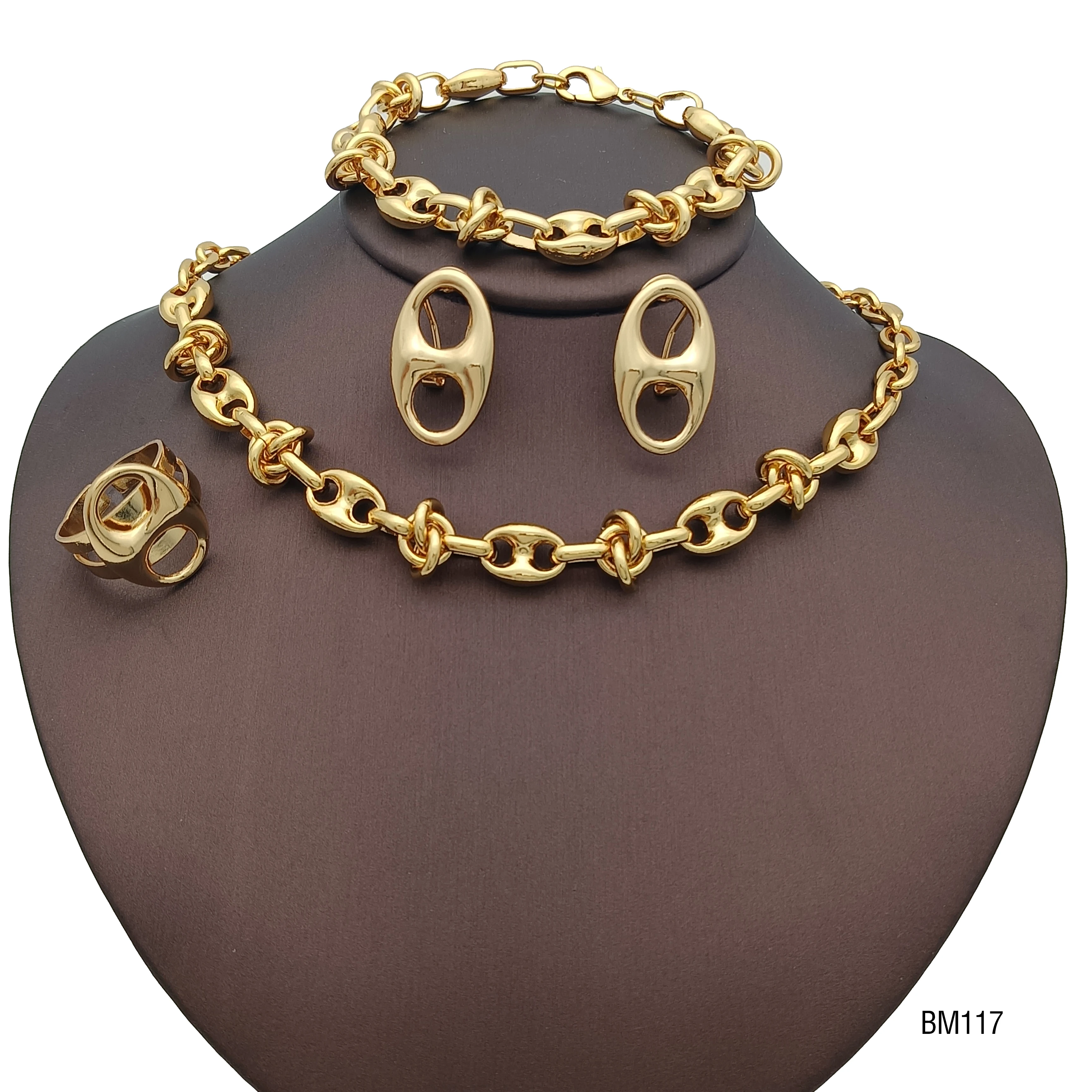 

Dubai 18K Gold Plated Jewelry Set For Women Round Necklace Earrings Bracelet Ring 4pcs Jewelry Set Wedding Party Accessories