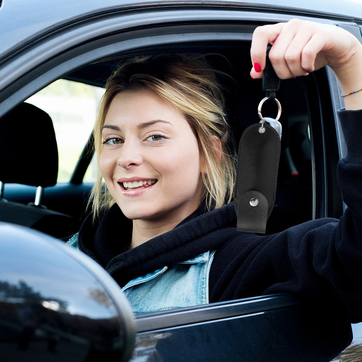 Pepper Spray Pouch PU Leather Pepper Spray Holster Mini Portable Top Flap Pepper Spray Holder Self Defense Spray Keychain