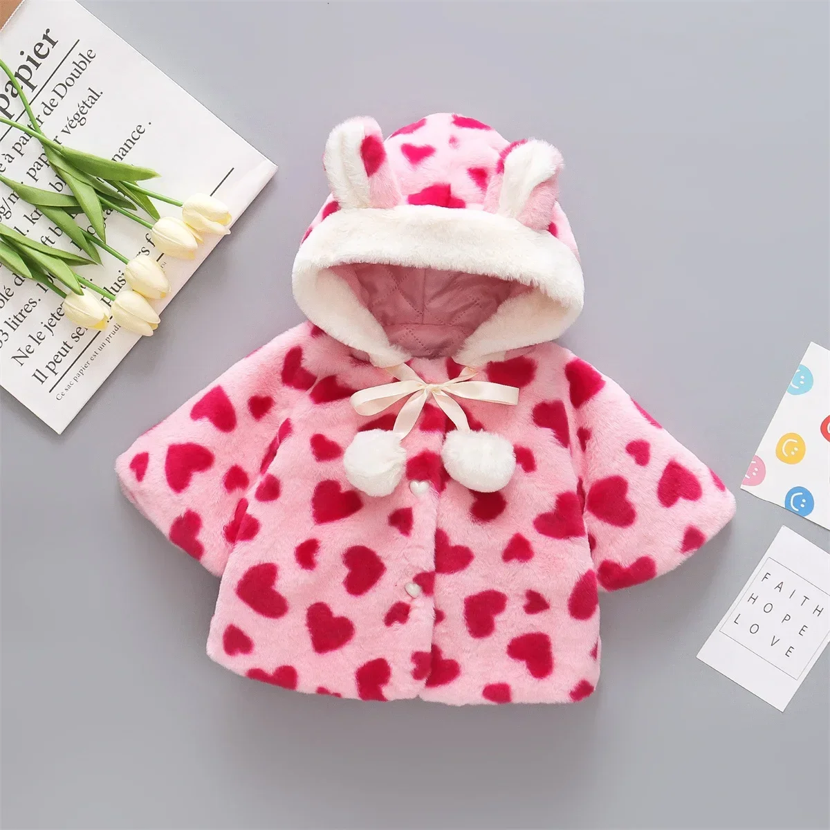 (Girls 0-3 Years Old) Winter Girls' Sweater Full Print Love 3/4 Sleeve Button Clip Cotton Hooded Rabbit Ear Cape Thickened Coat